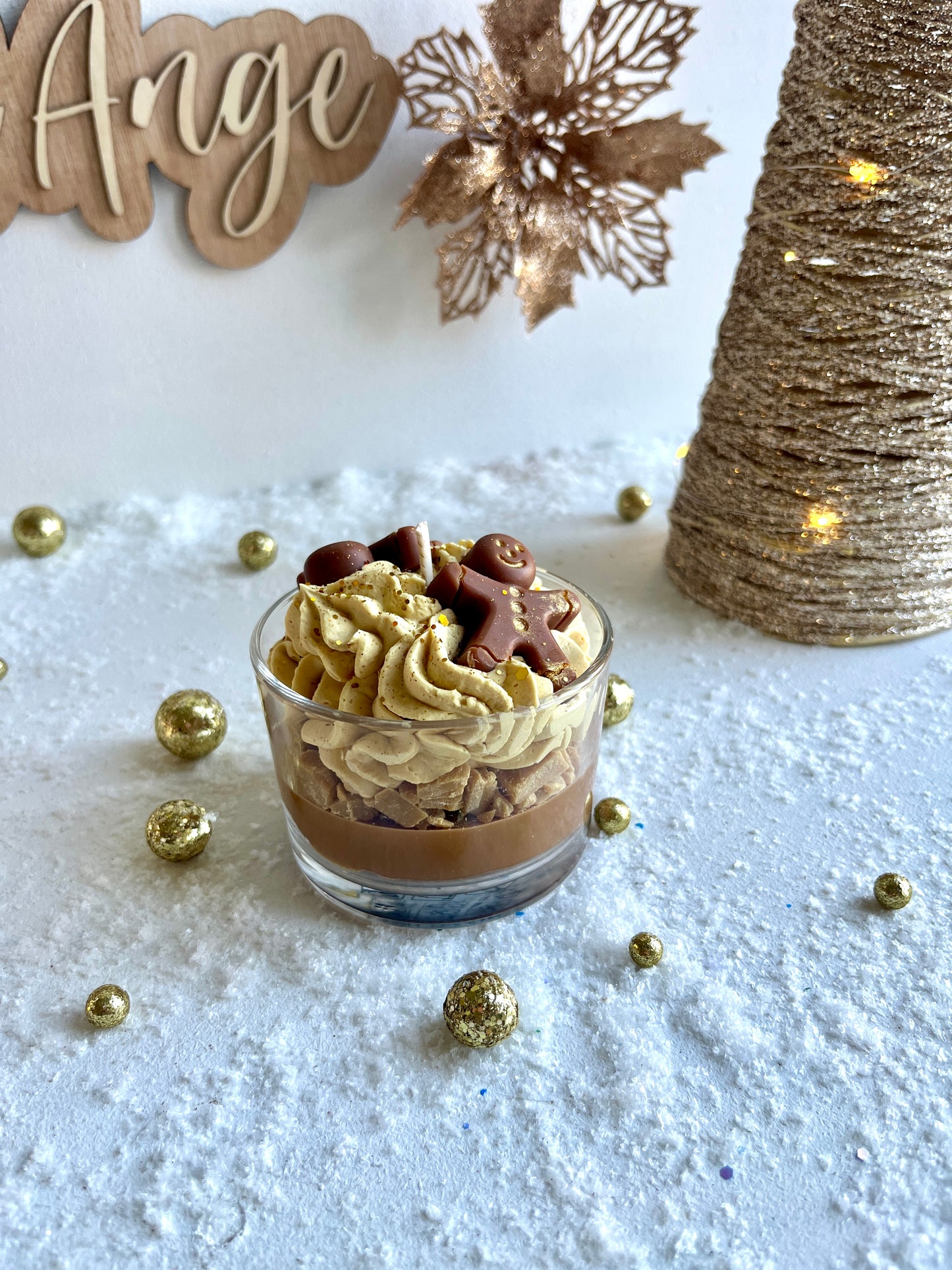 Bougie gourmande Noël "𝓟𝓪𝓲𝓷 𝓭'é𝓹𝓲𝓬𝓮𝓼"
