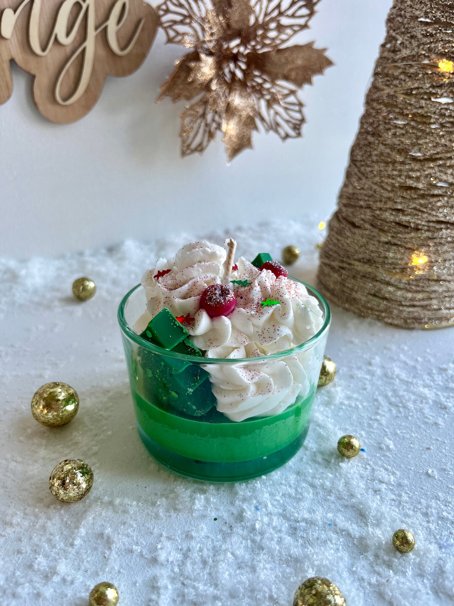 Bougie gourmande Noël "𝓒𝓱𝓪𝓵𝓮𝓽 𝓮𝓷 𝓛𝓪𝓹𝓸𝓷𝓲𝓮"