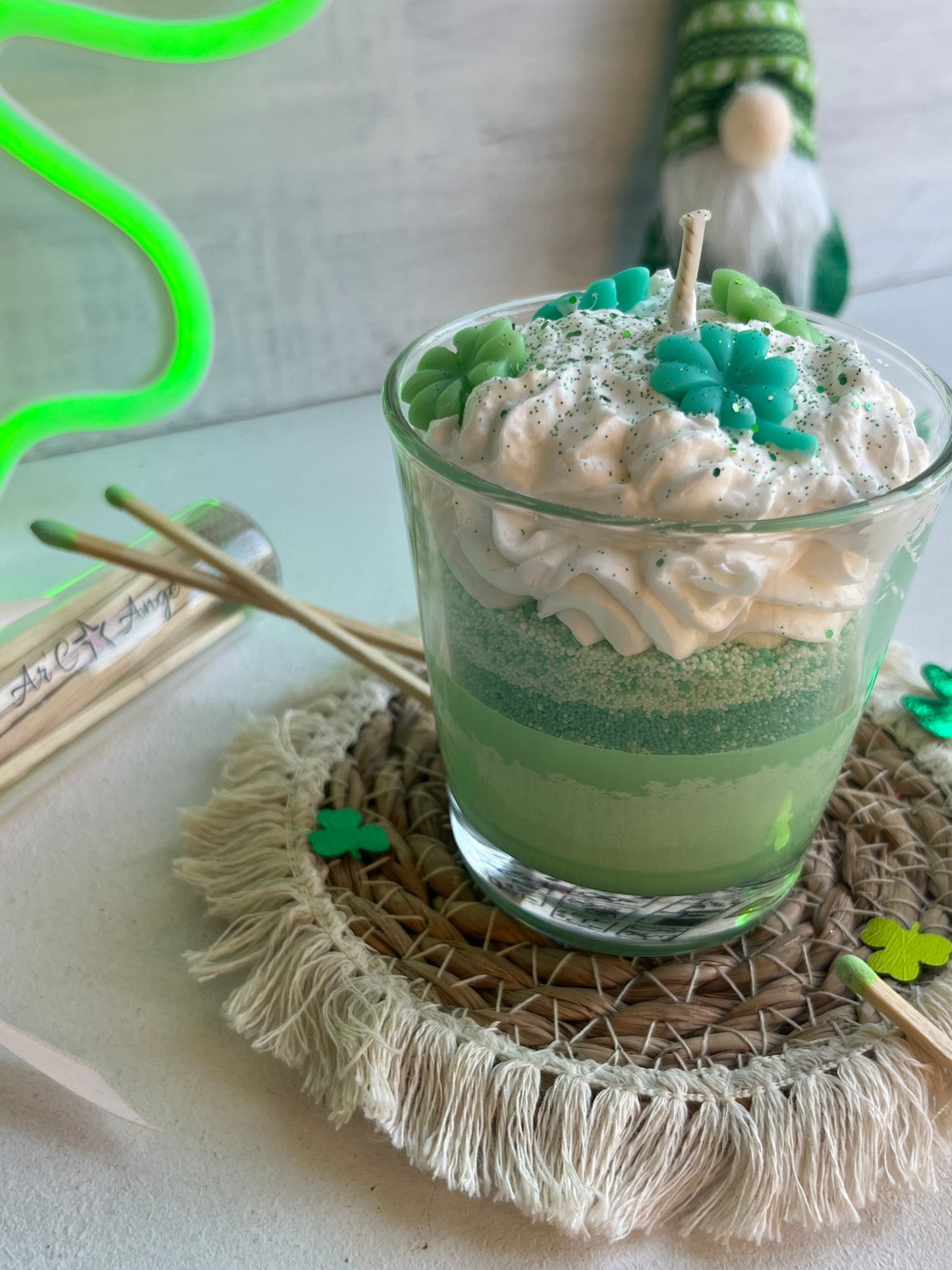 Bougie gourmande "𝓣𝓻𝓮𝓯𝓵𝓮𝓼" Saint-Patrick 🍀
